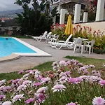 Private Pool Apt. With Great View דירה *
