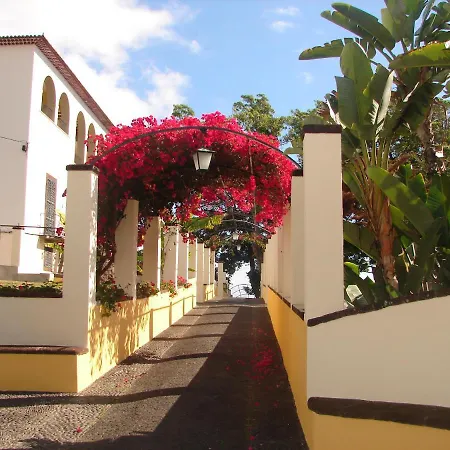 Private Pool Apt. With Great View Funchal