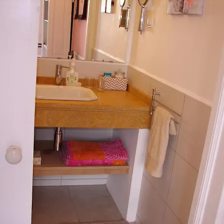 Private Pool Apt. With Great View Φουνκάλ