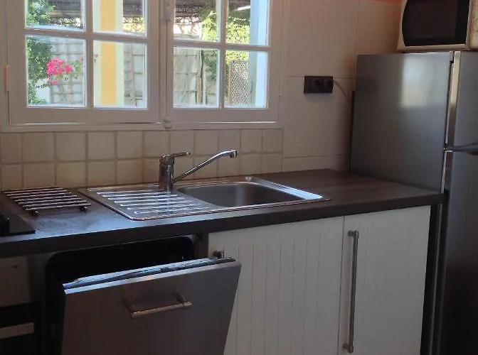 Private Pool Apt. With Great View Apartament