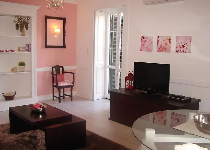 Private Pool Apt. With Great View * Funchal (Madeira)