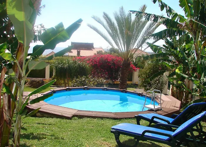 Private Pool Apt. With Great View Funchal (Madeira)