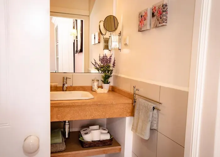 Private Pool Apt. With Great View Apartament *