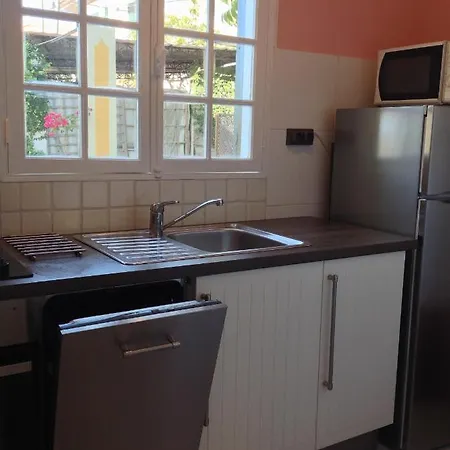 Private Pool Apt. With Great View Appartement