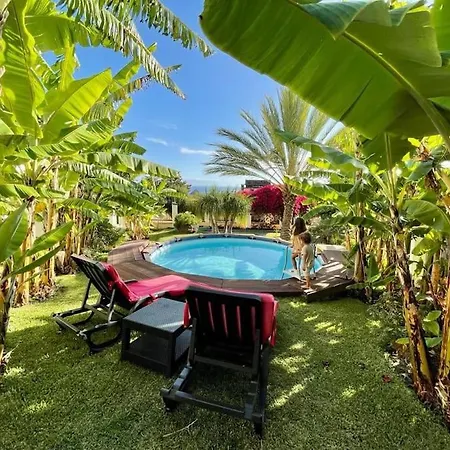 Private Pool Apt. With Great View Apartmán